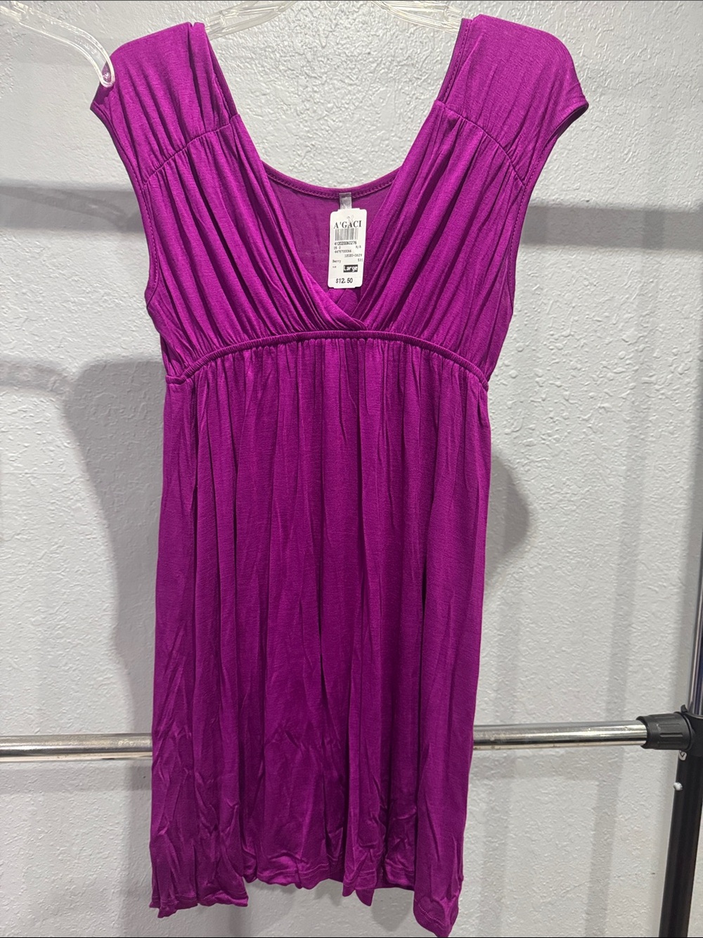 a'gaci Magenta V-Neck Empire Waist Sleeveless Tunic